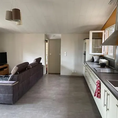 250 M 6 Personnes La Villanat Vakantiehuis *