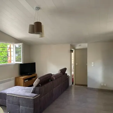 250 M 6 Personnes La Villanat Vakantiehuis
